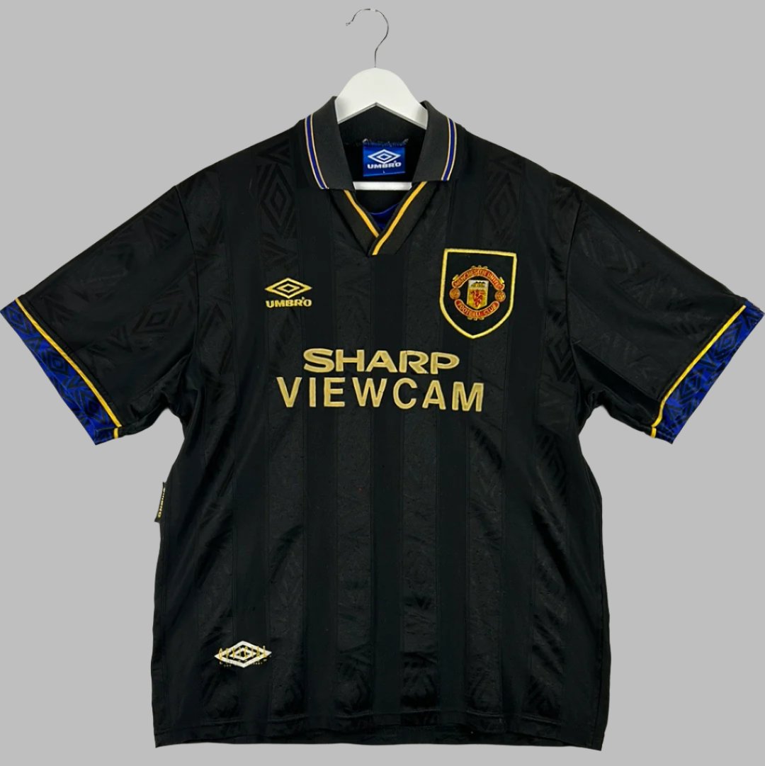 Manchester United 1993/1994/1995 Away Shirt