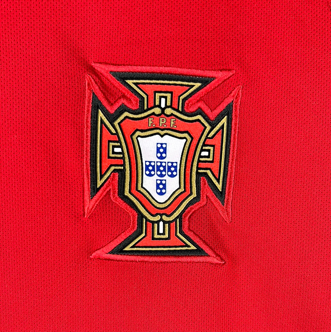 Portugal 2018-2019 Home Shirt - Large - Excellent Condition