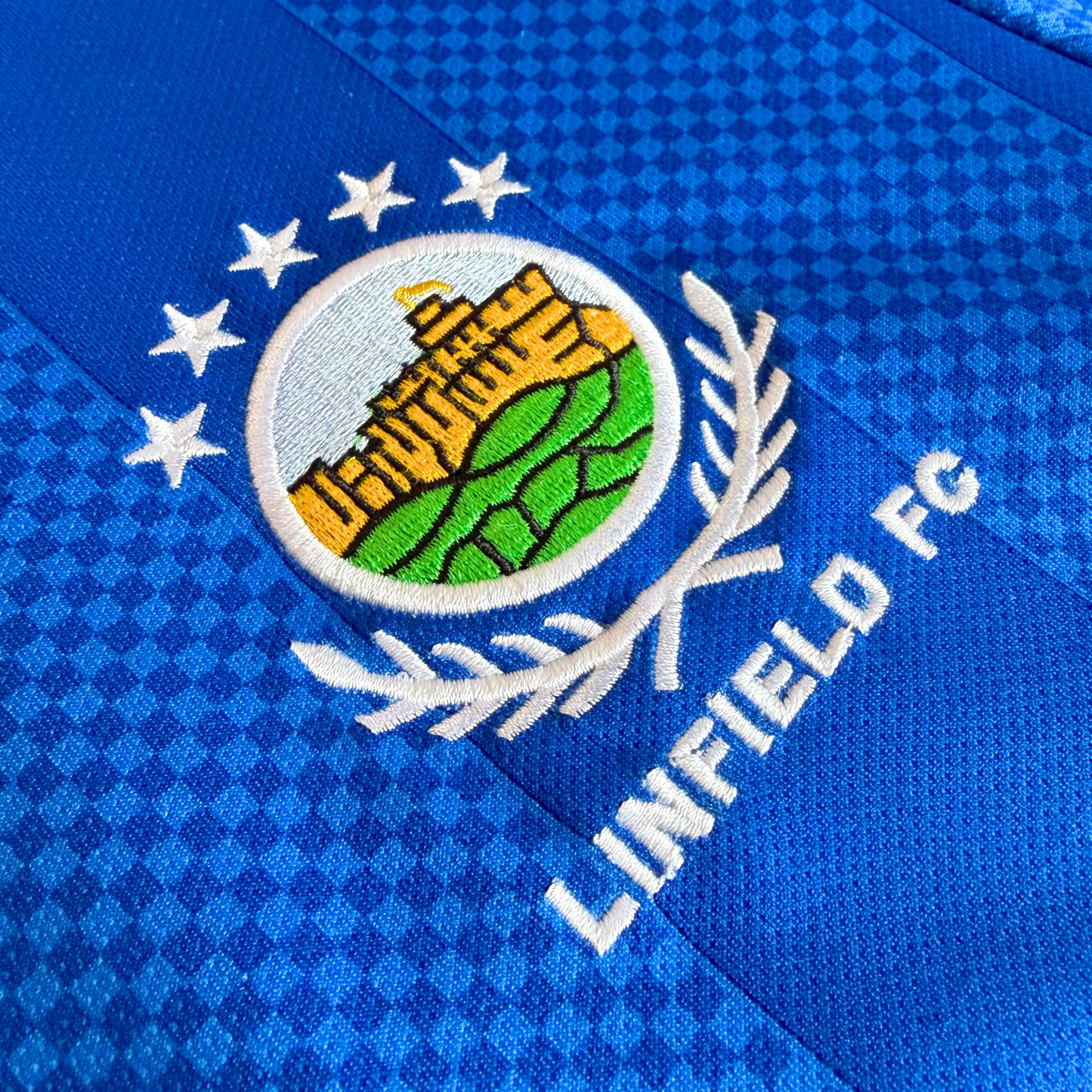 2012-13 Linfield Home Shirt - L