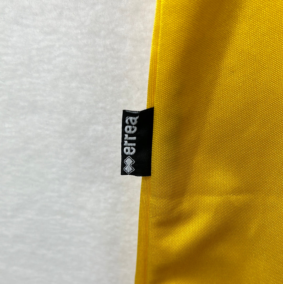 Errea side label
