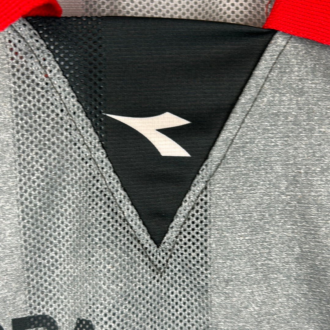 Belgium 1998/1999 Player Issue Training shirt & Shorts