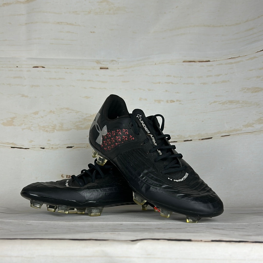 Under armour hotsell football boots depay