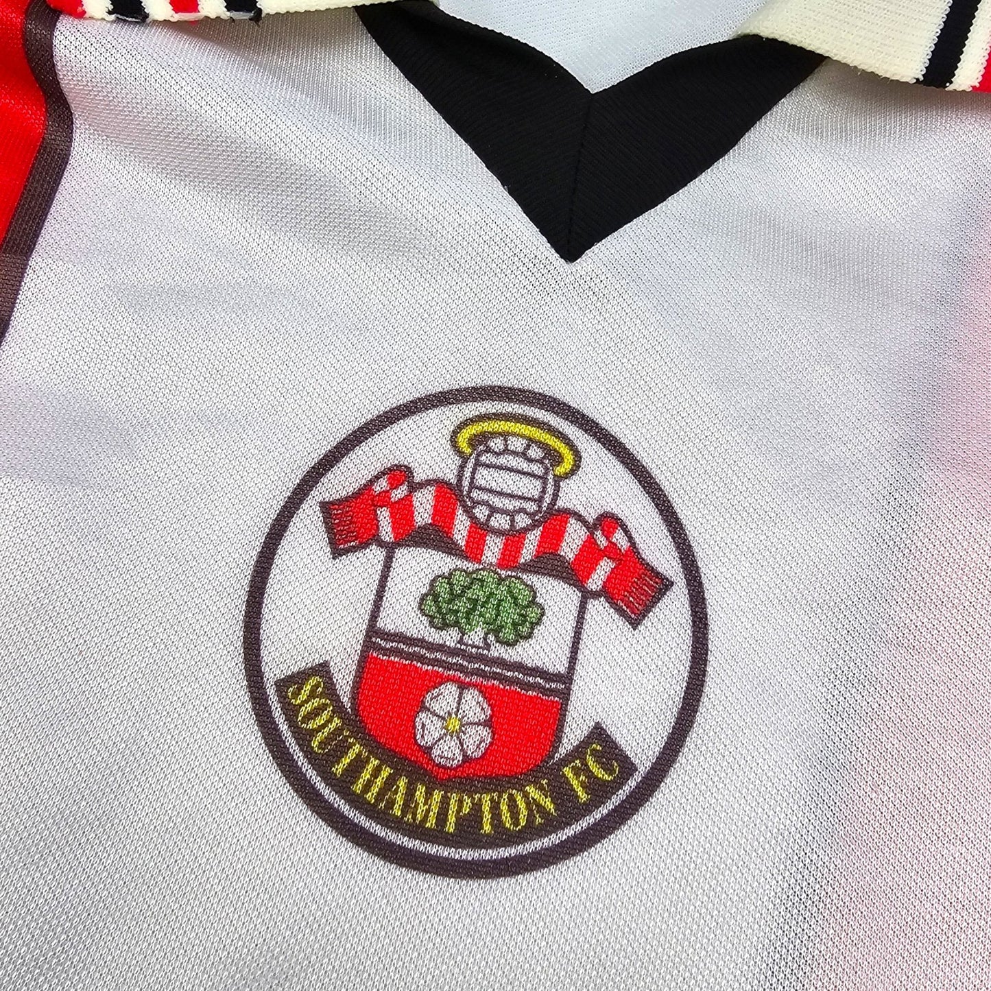 1984/85 Southampton Home Football Shirt (S) Patrick