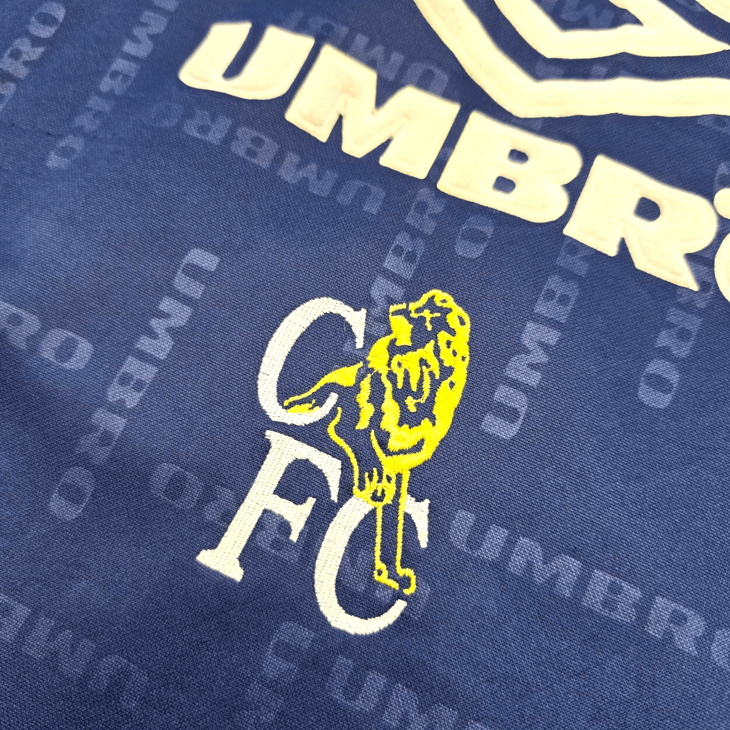 1990s Chelsea Training Shirt (M) Umbro