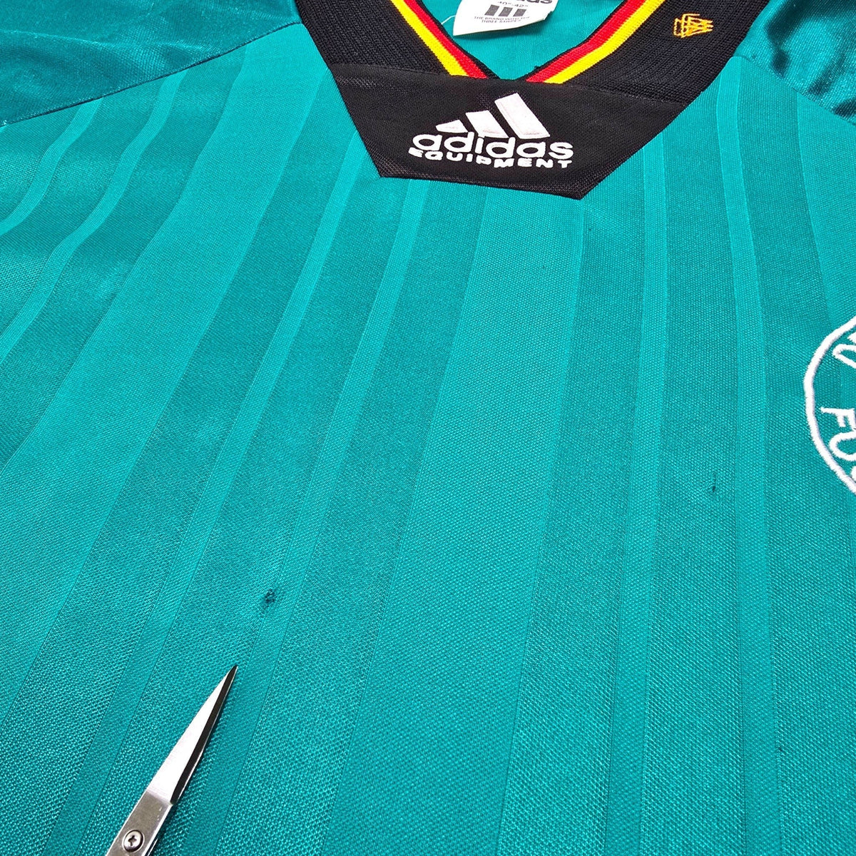 1992/94 Germany Away Football Shirt (L) Adidas