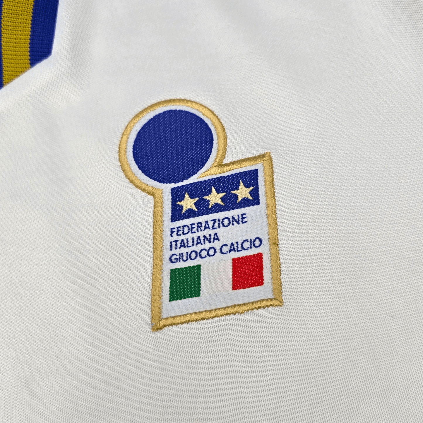 1996/97 Italy Away Football Shirt (2XL) Nike #3 Maldini