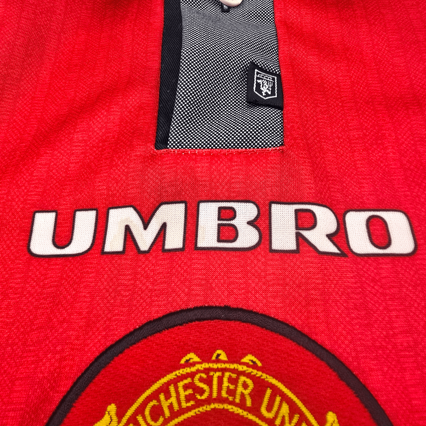 1996/98 Manchester United Home Football Shirt (L) Umbro