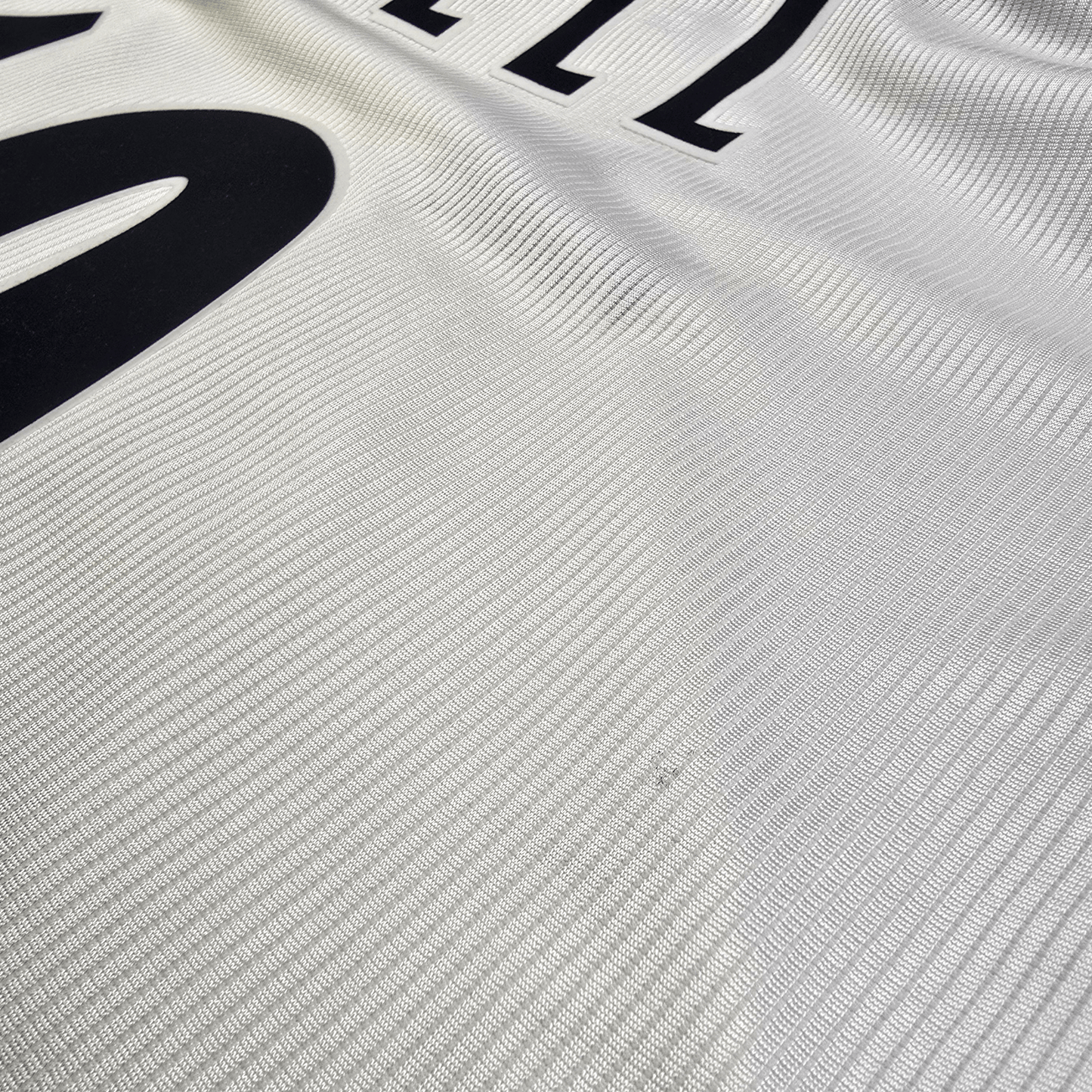 1998/00 Leeds United Home Football Shirt (L) Puma #19 Kewell