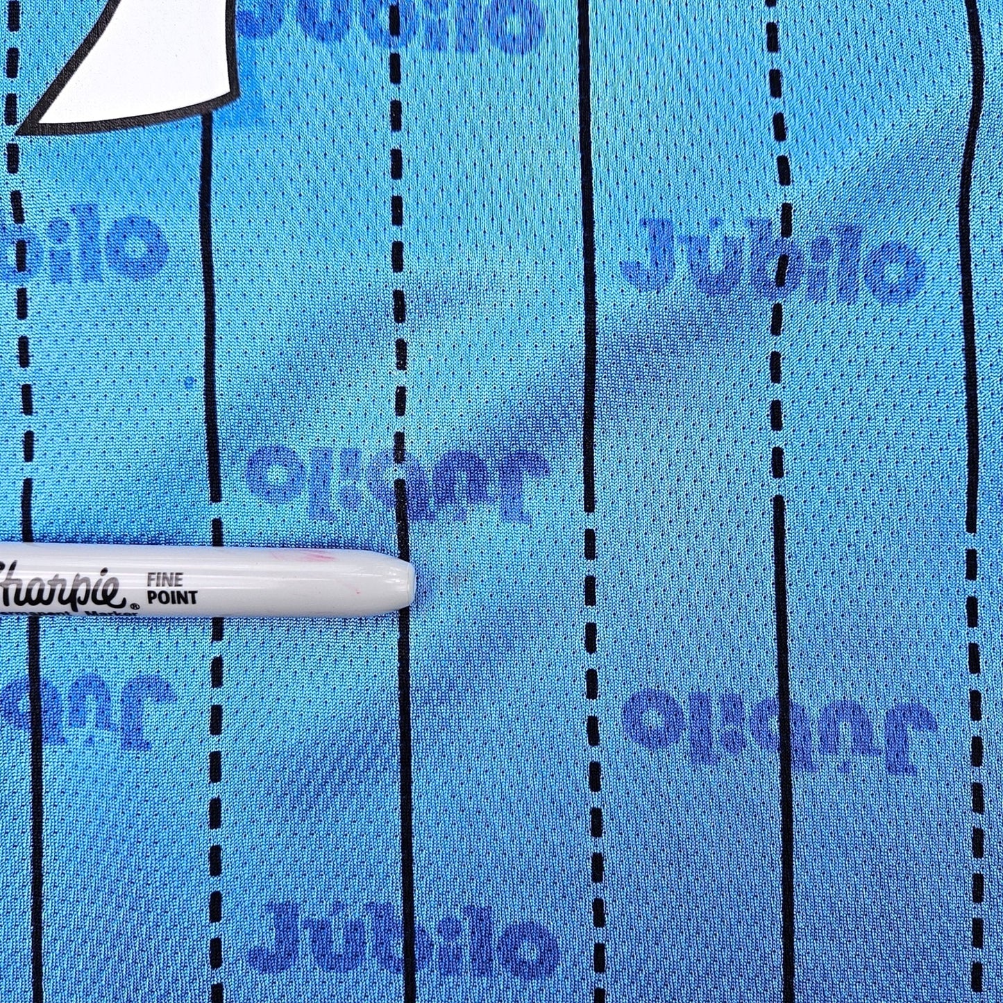 1998/99 Jubilo Iwata Home Football Shirt (M) Puma #7 Nanami