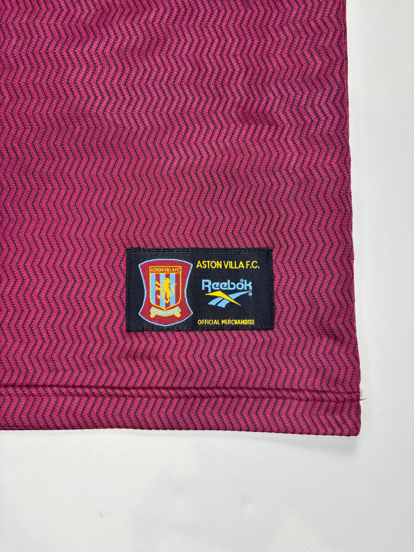 Aston Villa Home Shirt 1997/98 (M) Yorke 10
