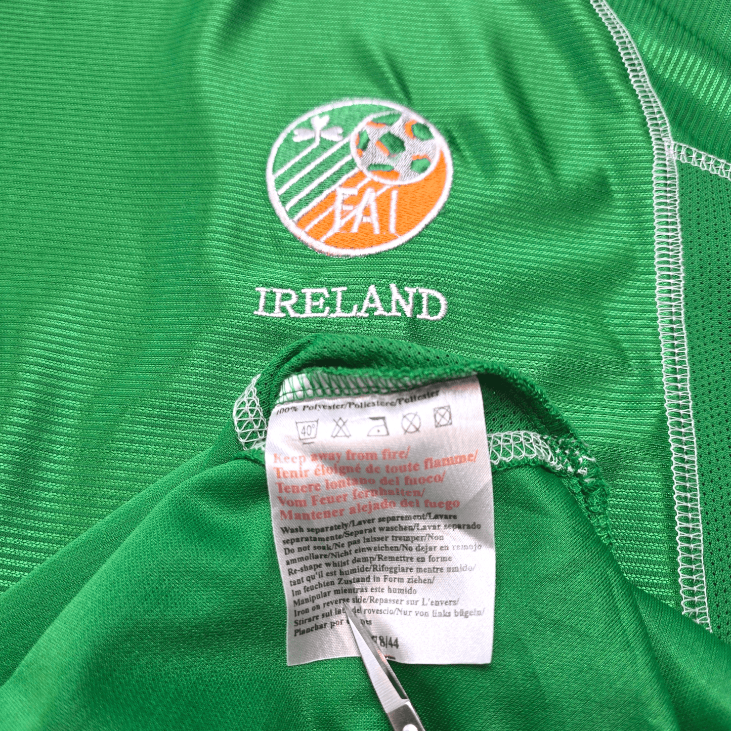 2002/03 Ireland Home Football Shirt (L) Umbro