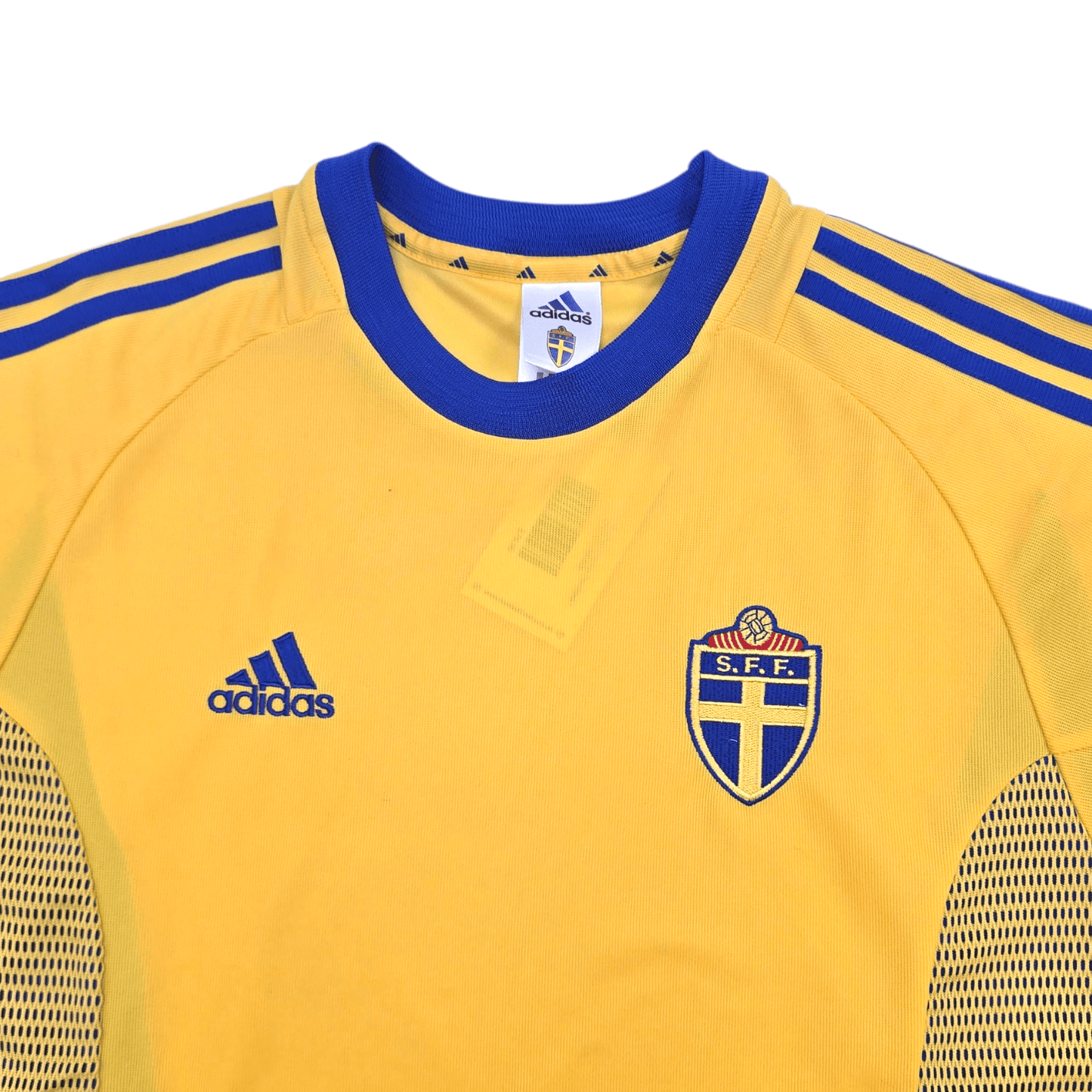 2002/03 Sweden Home Football Shirt (L) Adidas