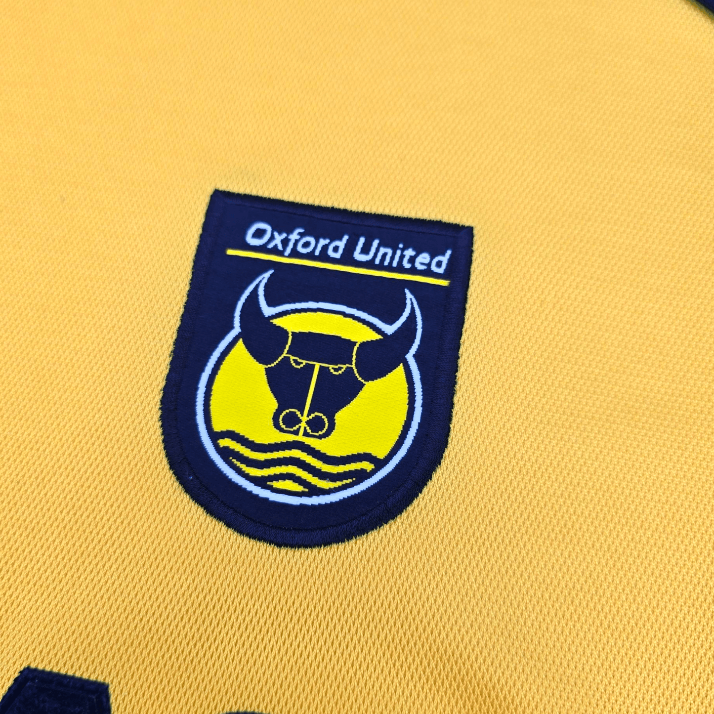 2003/05 Oxford United Home Football Shirt (M) TFG