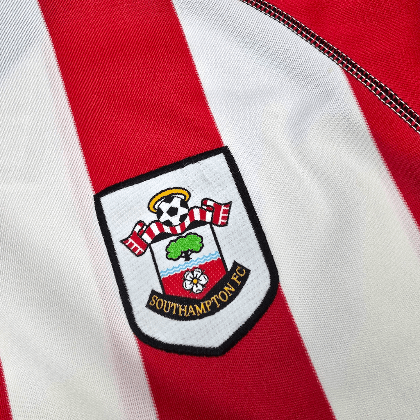2003/05 Southampton Home Football Shirt (M) Saints #9 Beattie