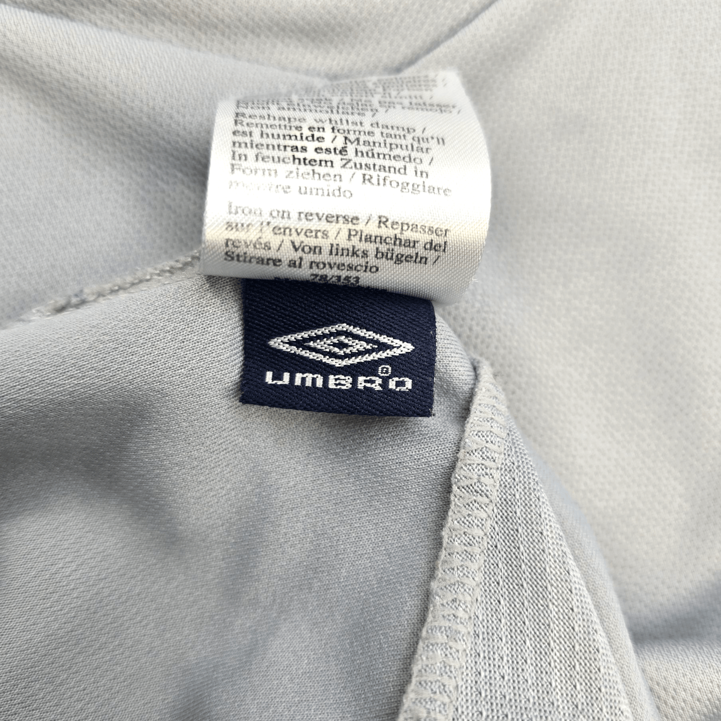 2005/06 Everton Away Football Shirt (L) Umbro #6 Arteta