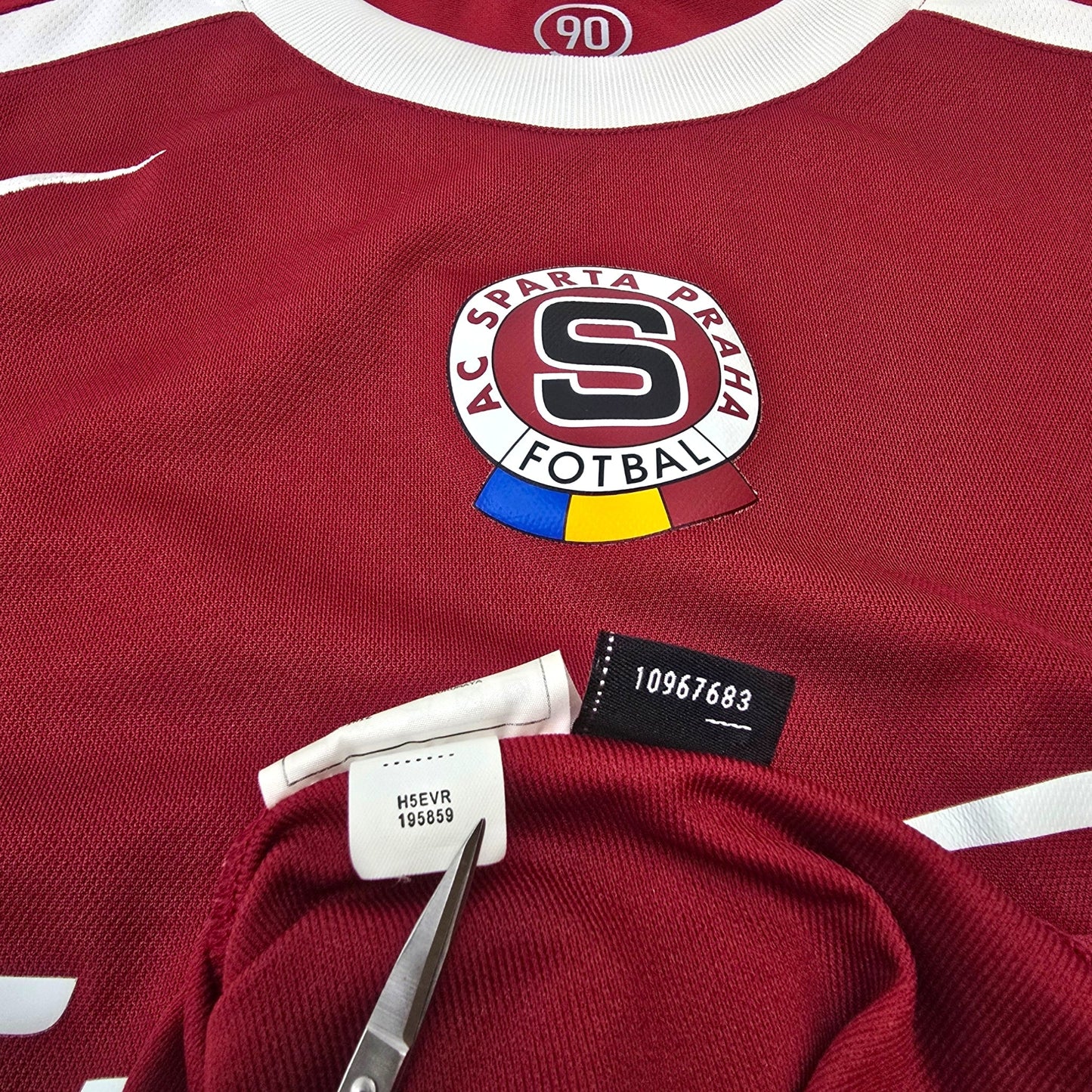 2005/06 Sparta Prague Home Football Shirt (XL) Nike