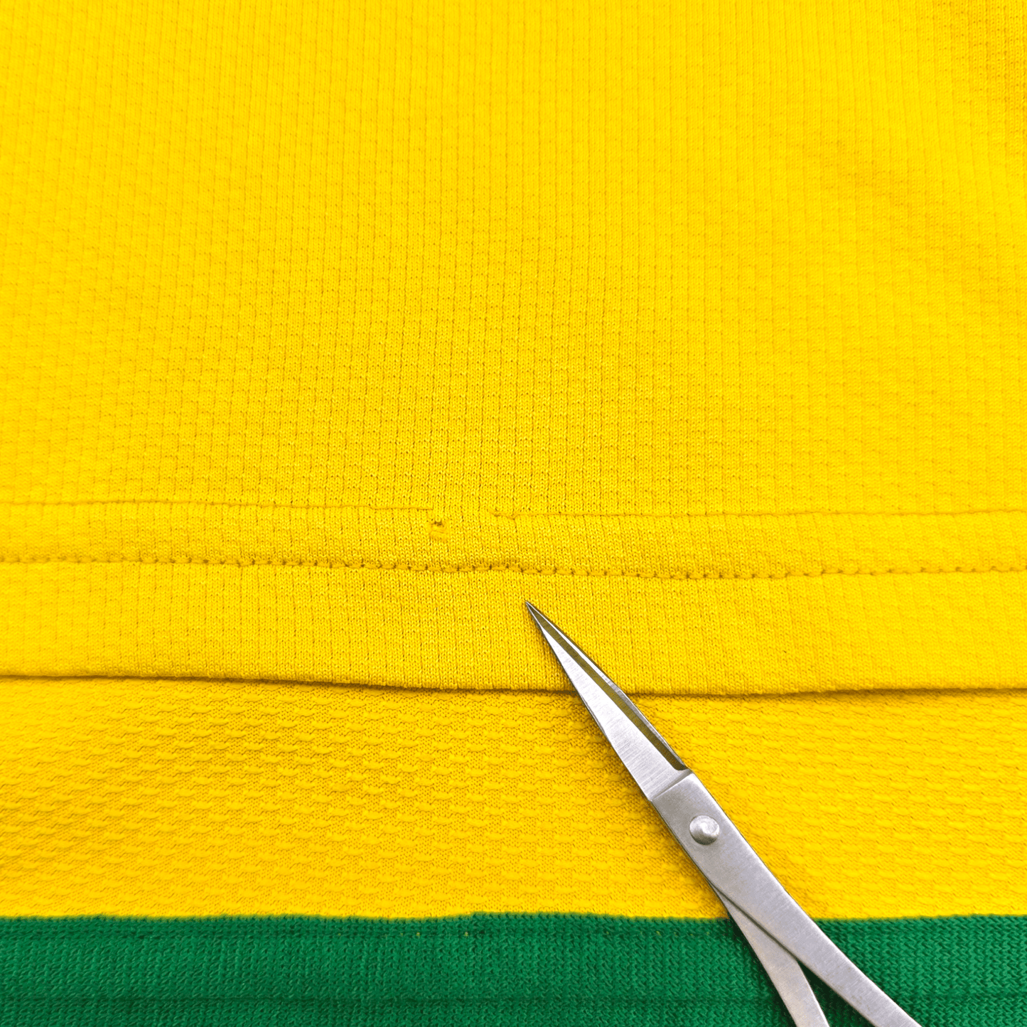 2006/07 Brazil Home Football Shirt (M) Nike #7 Adriano
