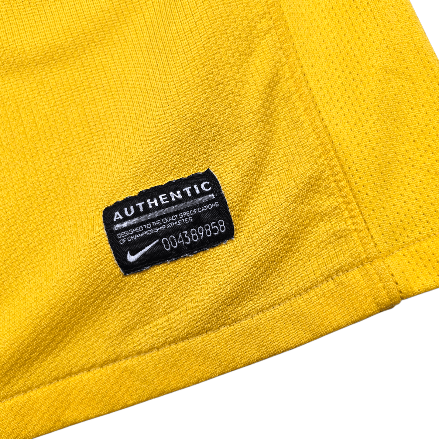 2010/11 Brazil Home Football Shirt (L) Nike #10 Kaka