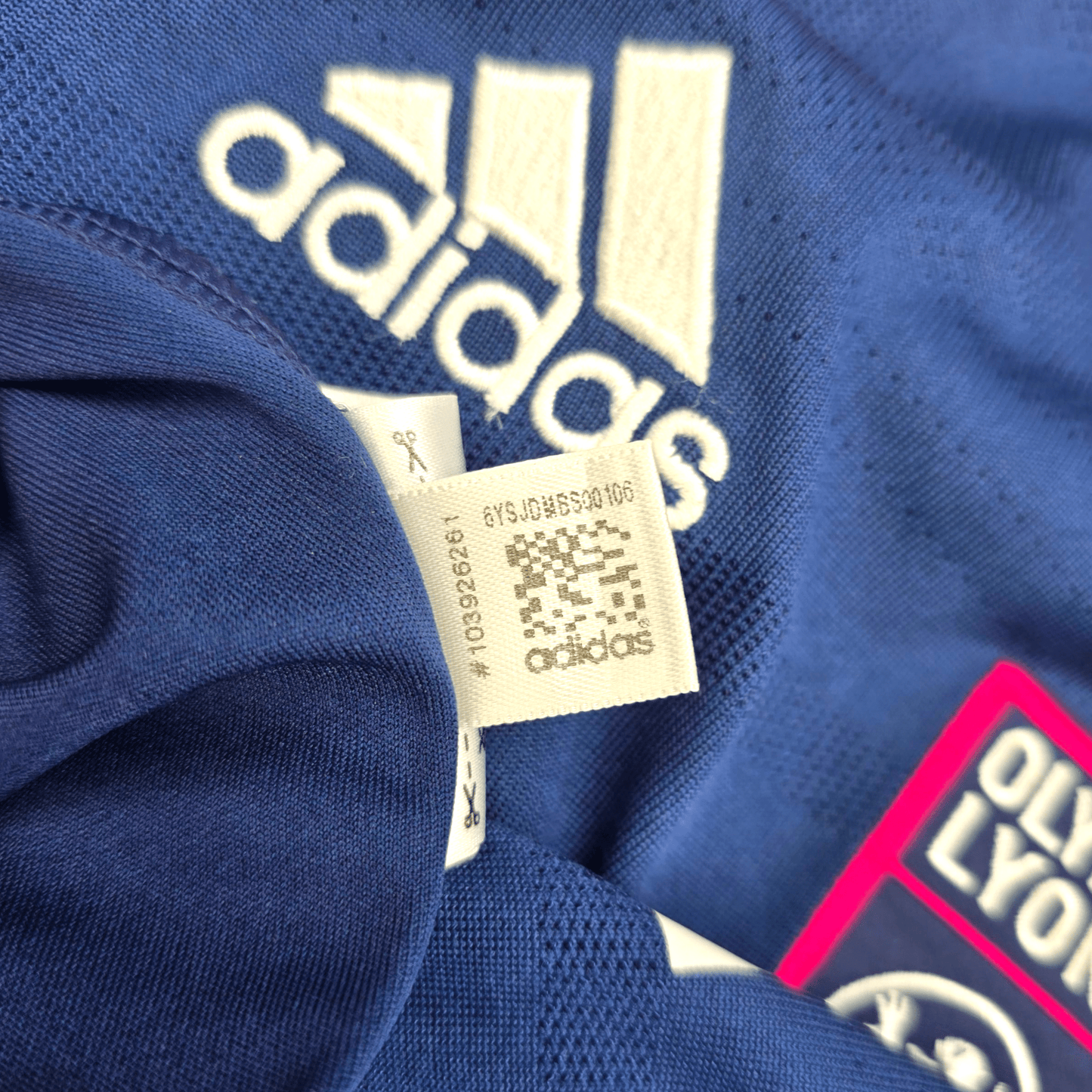 2011/12 Olympique Lyonnais Away Football Shirt (S) Adidas #17 Lacazette