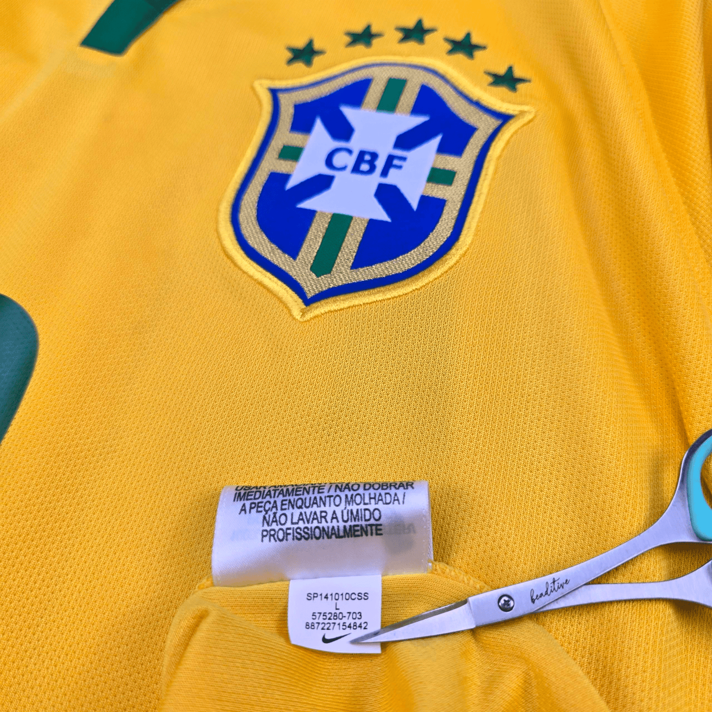 2014/15 Brazil Home Football Shirt (L) Nike #10 Neymar Jr