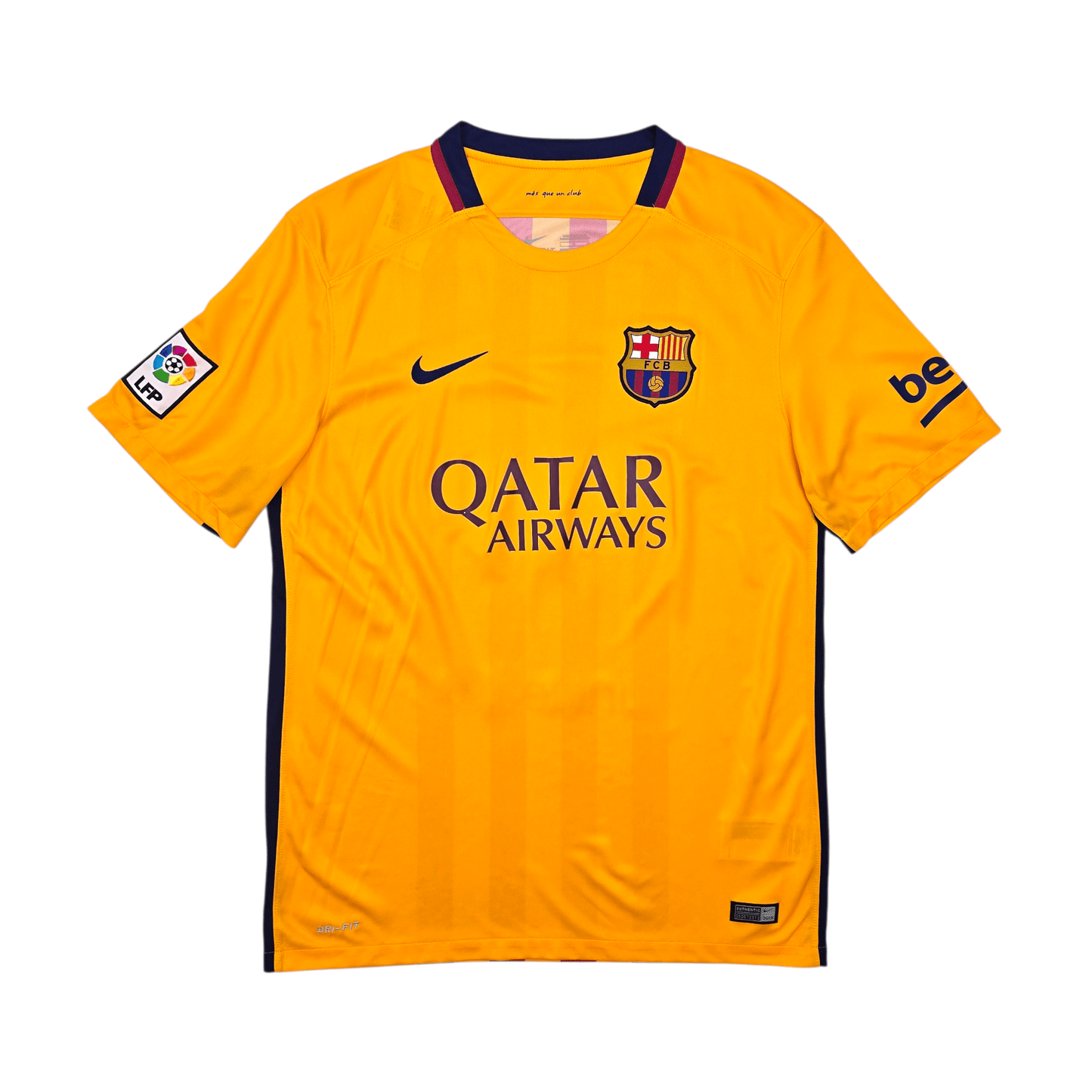 2015/16 Barcelona Away Football Shirt (L) Nike #14 Mascherano