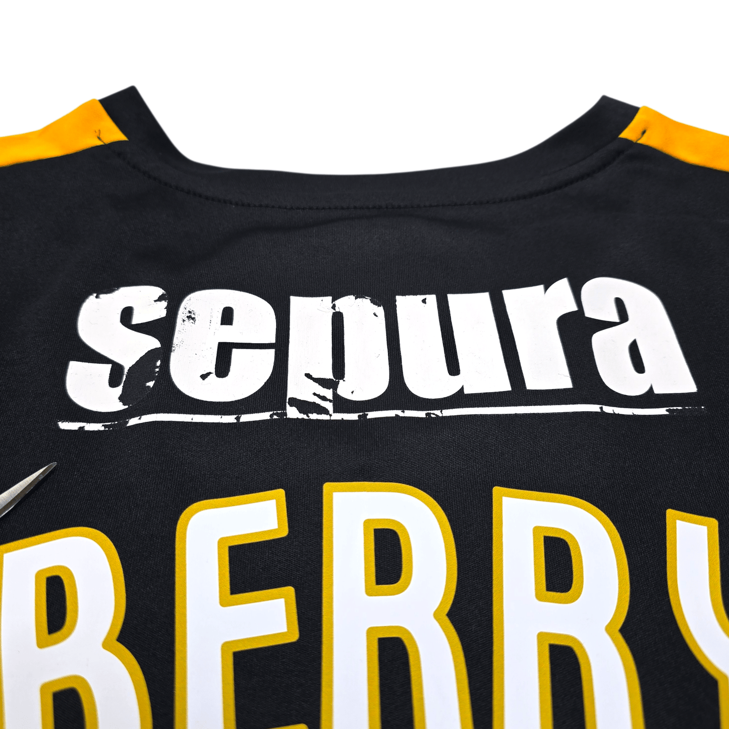 2015/16 Cambridge United Away Football Shirt (L) Puma #8 Berry