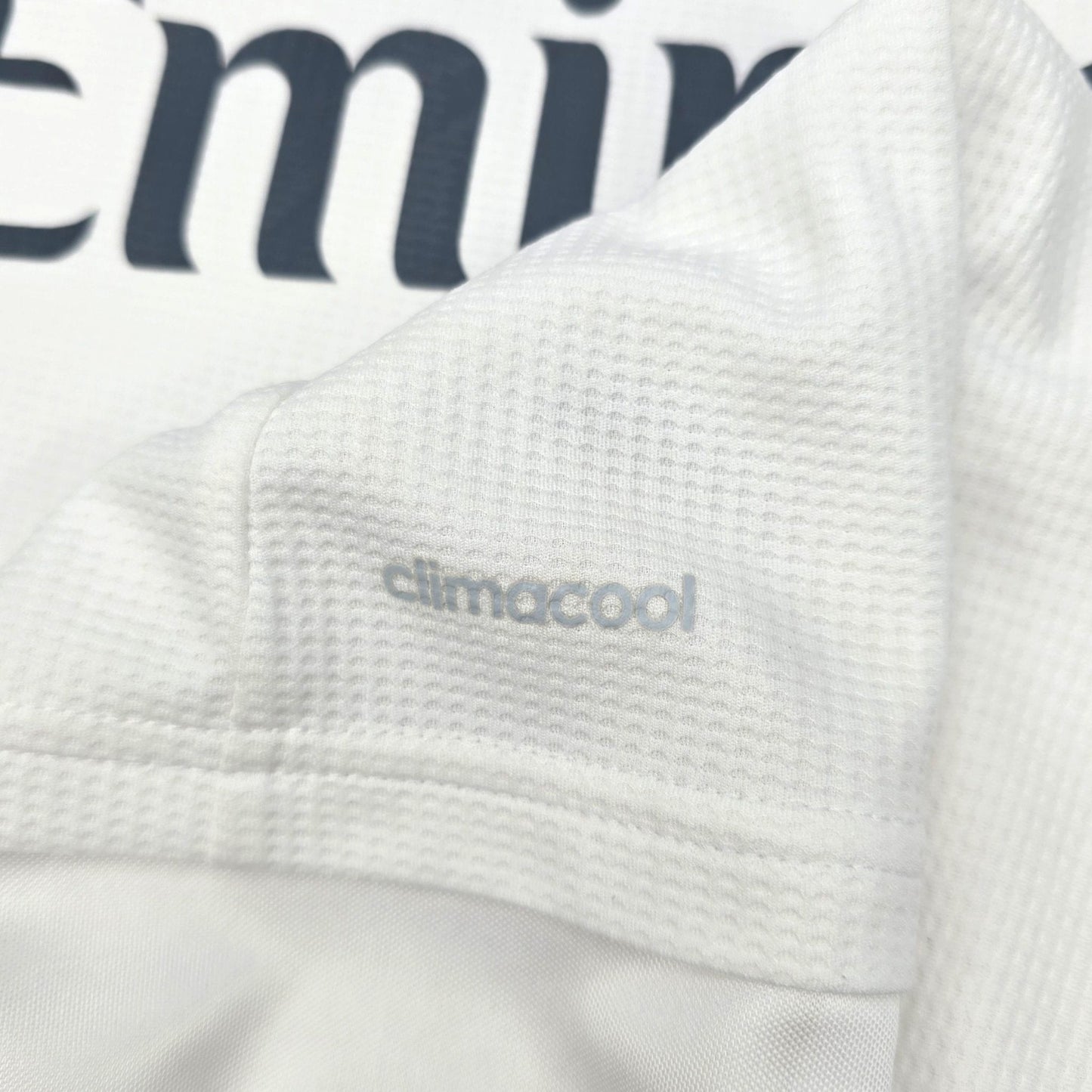 2015/16 Real Madrid Home Football Shirt (S) Adidas #7 Ronaldo
