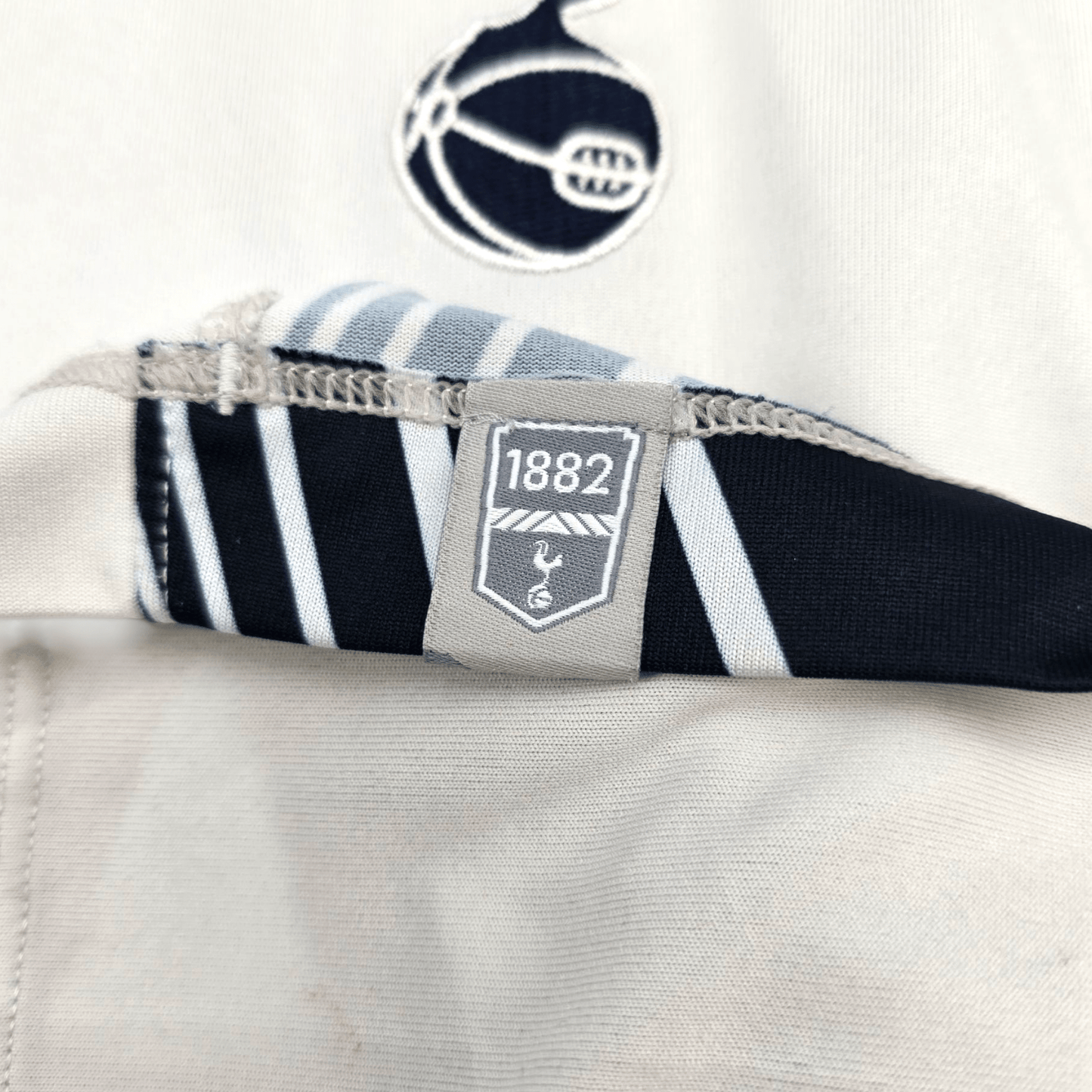 2015/16 Tottenham Hotspur Home Football Shirt (L) Under Armour #20 Dele