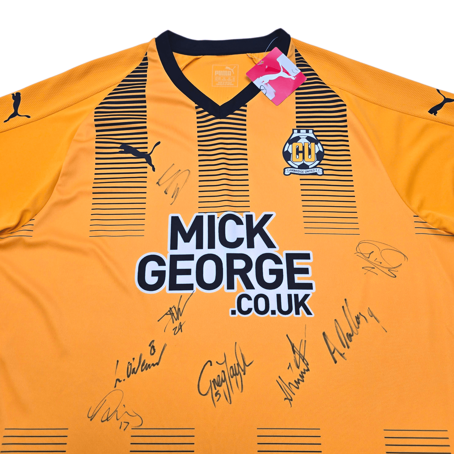 2018/19 Cambridge United Home Football Shirt (2XL) Puma (BNWTs) Squad Signed