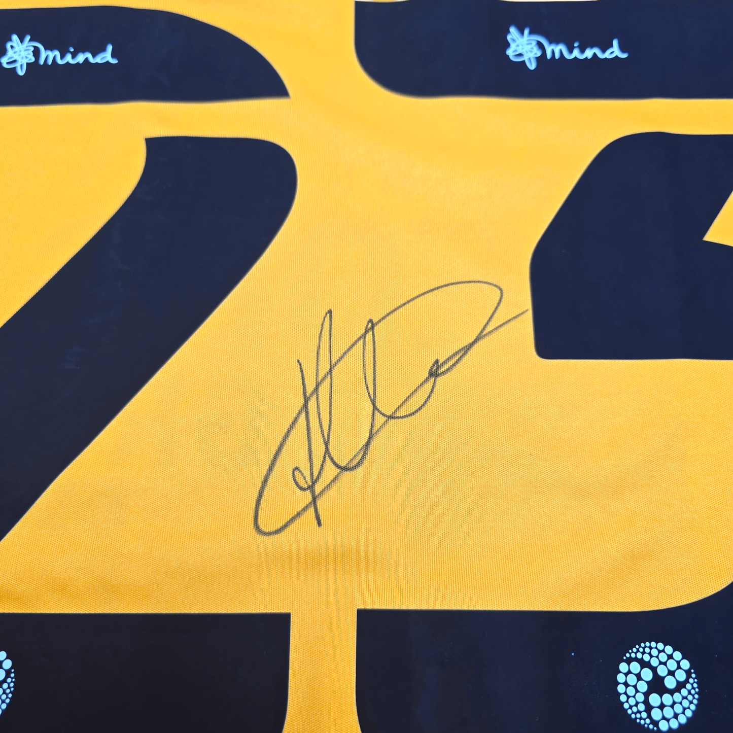 2020/21 Cambridge United Home Football Shirt (M) Hummel #23 Knowles (Matchworn / Signed)