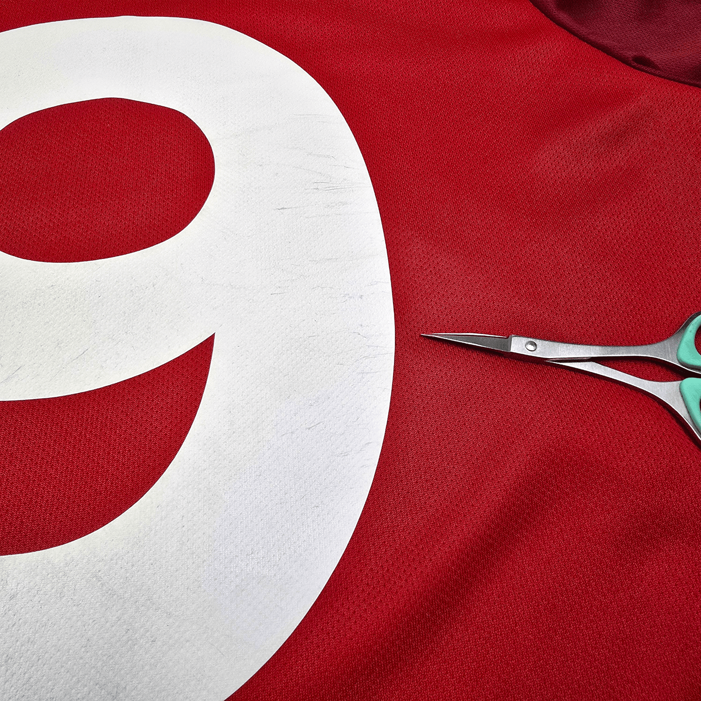 2021/22 Bayern Munich Home Football Shirt (L) Adidas #19 Davies