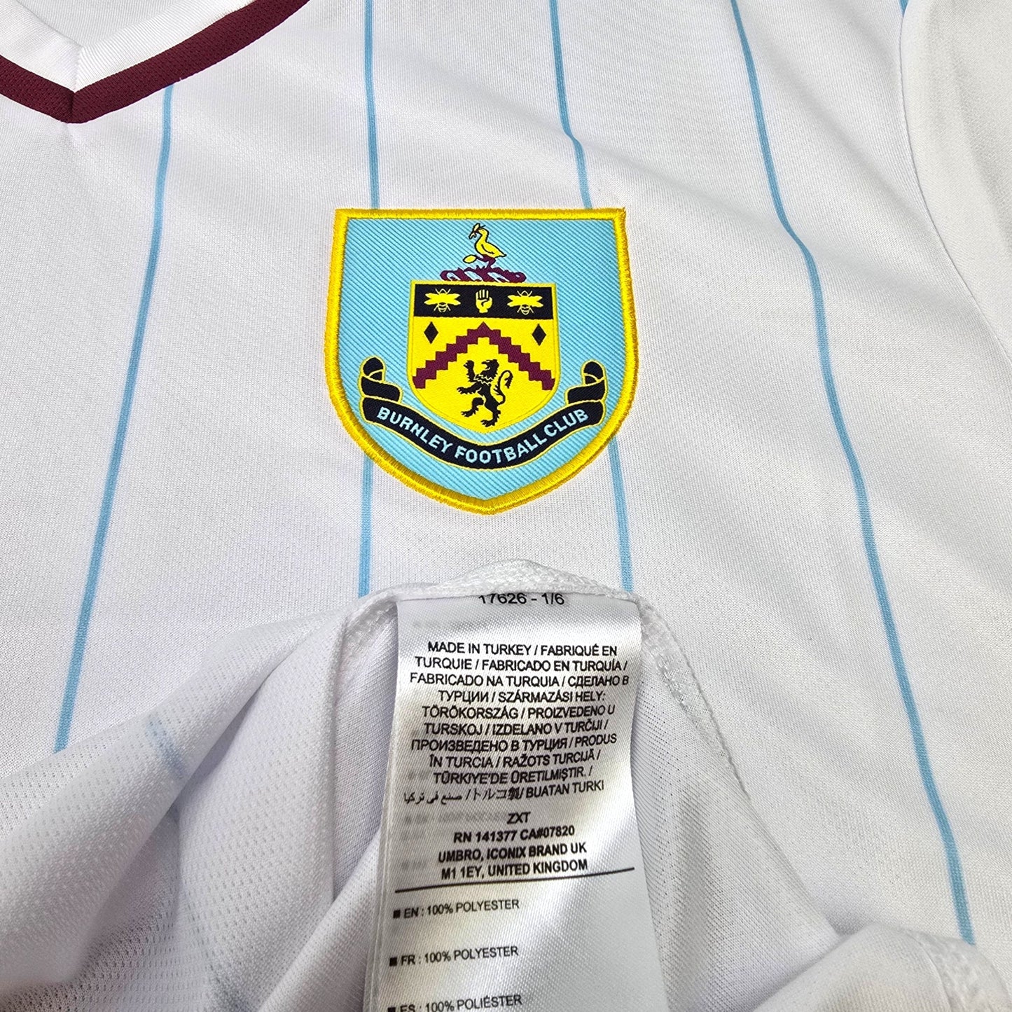 2021/22 Burnley Away Football Shirt (2XL) Umbro