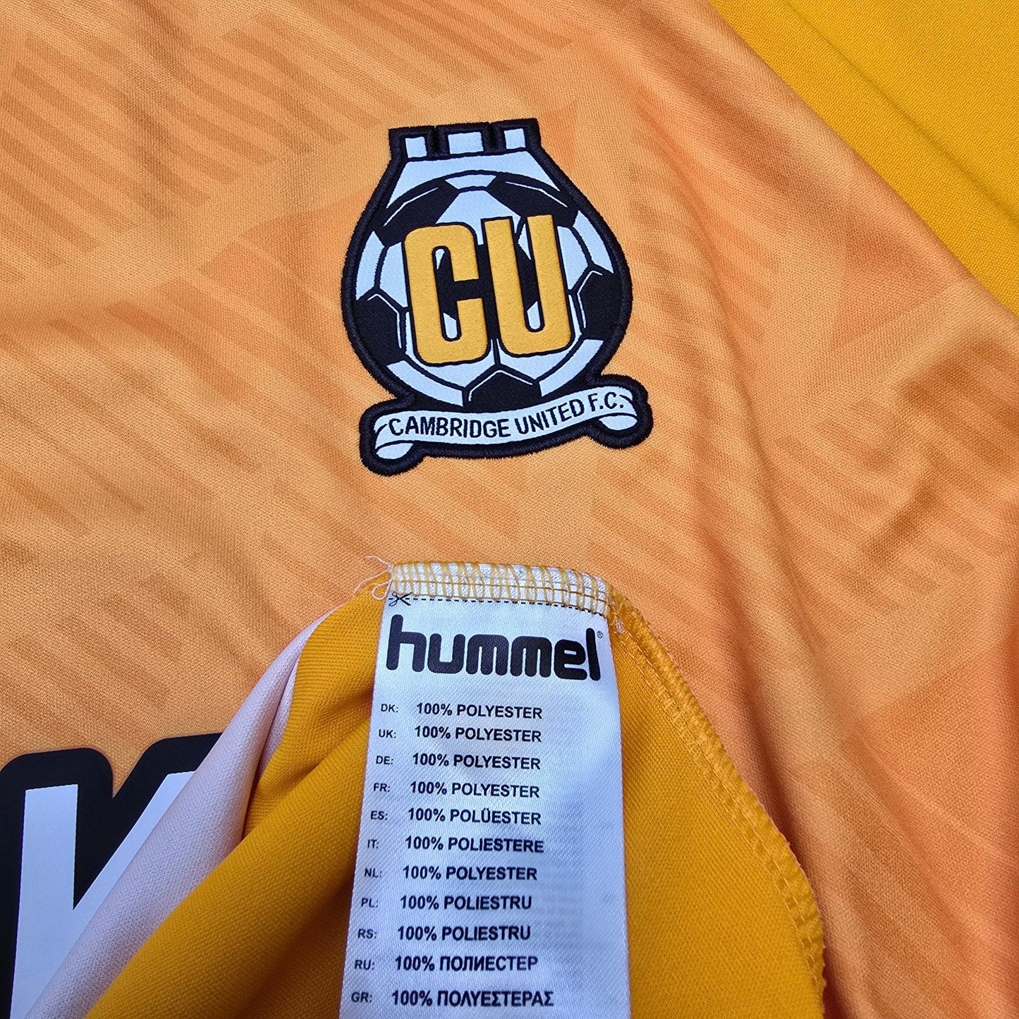 2022/23 Cambridge United Home Football Shirt (2XL) Hummel #2 Williams