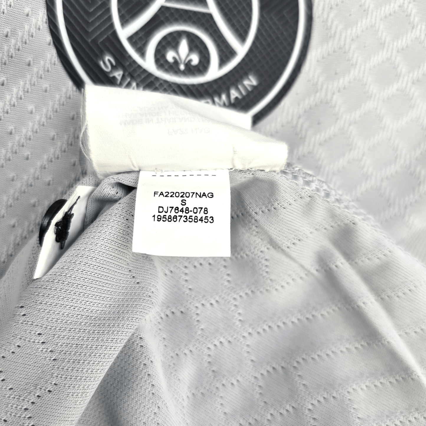 2022/23 PSG Away Football Shirt (S) Nike #10 Neymar Jr (Verdy) Player Version