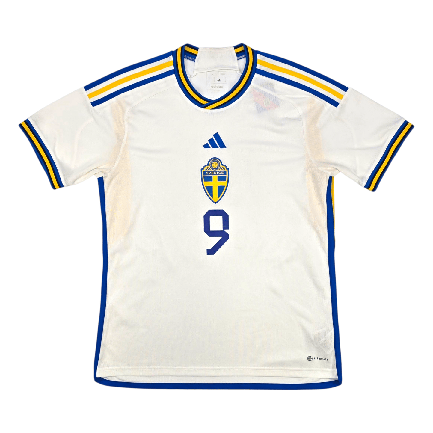 2022/23 Sweden Away Football Shirt (L) Adidas #9 Isak