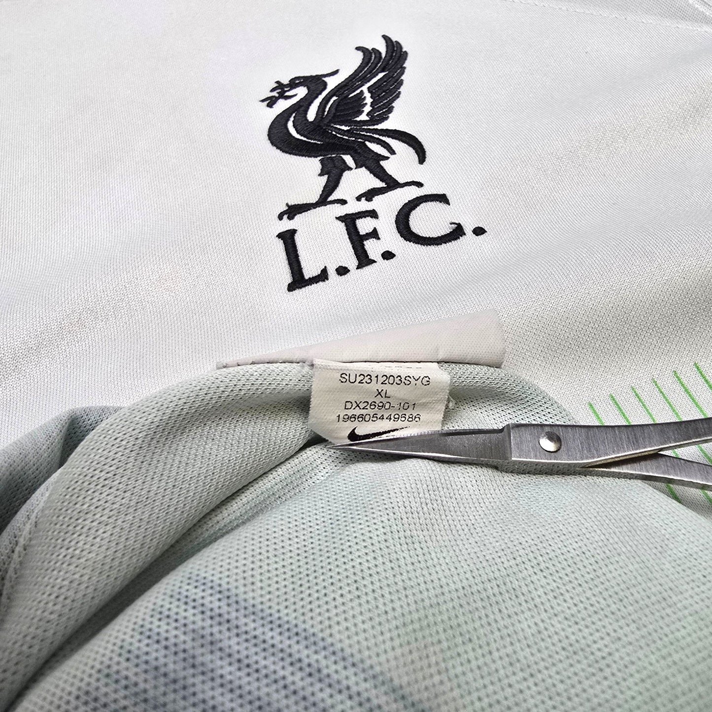2023/24 Liverpool Away Football Shirt (XL) Nike #9 Darwin