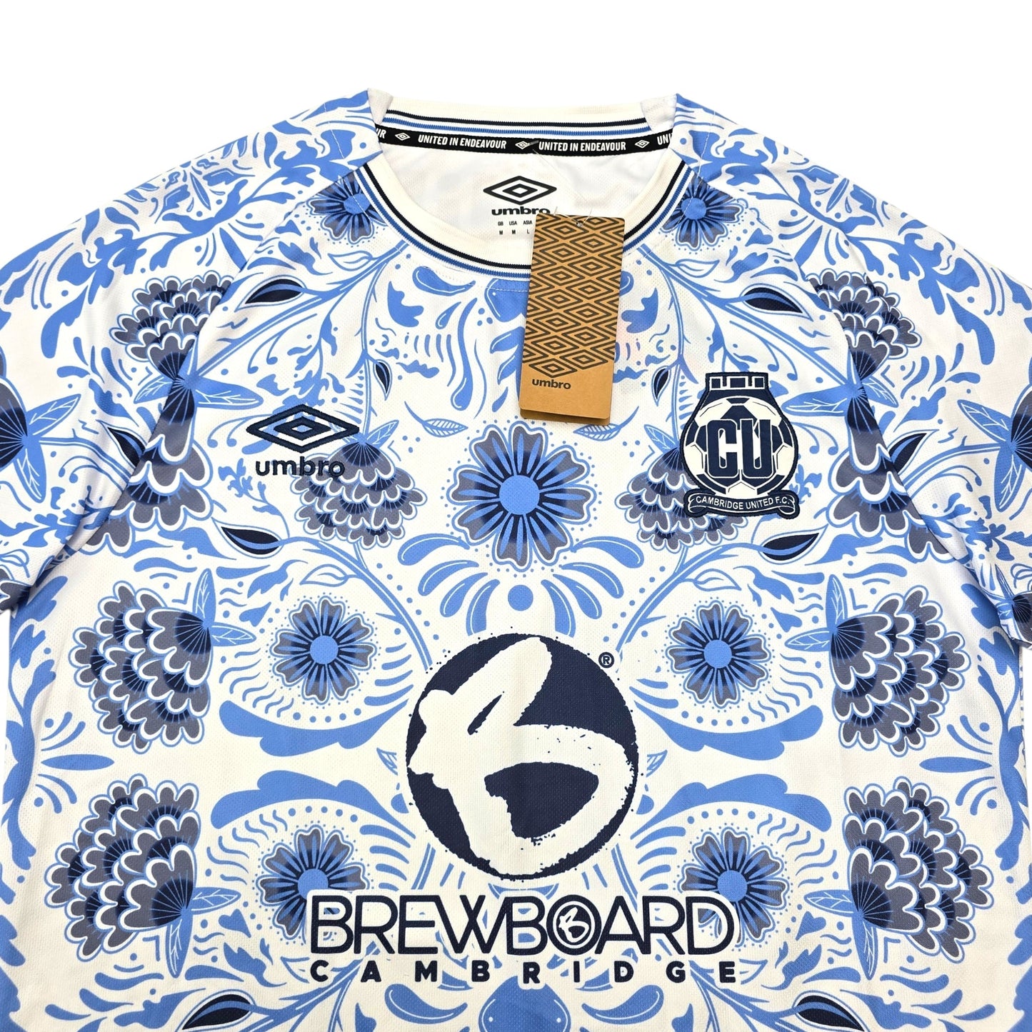 2024/25 Cambridge United Away Football Shirt (M) Umbro (BNWTs)