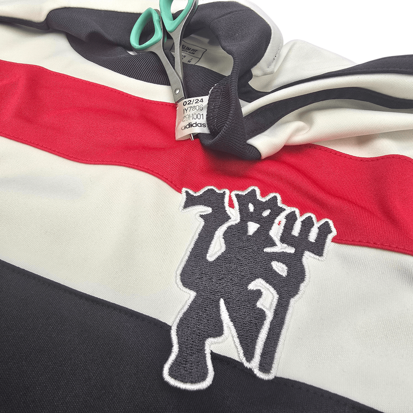 2024/25 Manchester United Third Football Shirt (S) Adidas #8 B.Fernandes