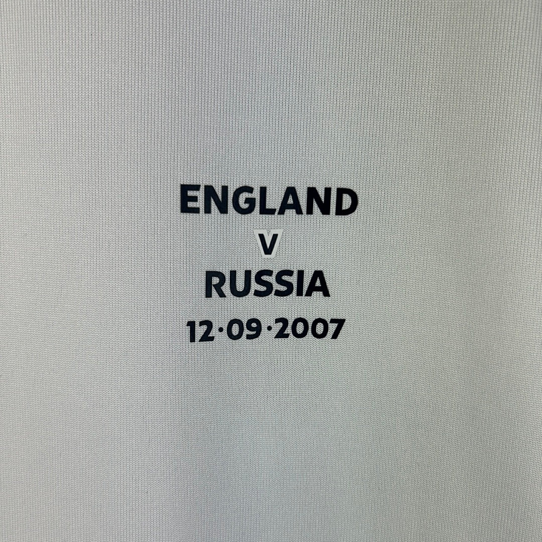 England Player Issue 2007 Home Shirt - Heskey v Russia