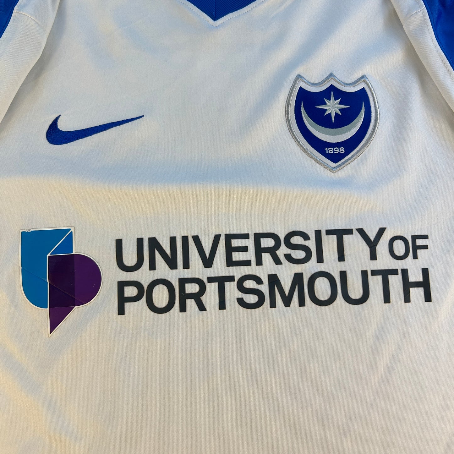 Portsmouth 2018/2019 Away Shirt - Medium