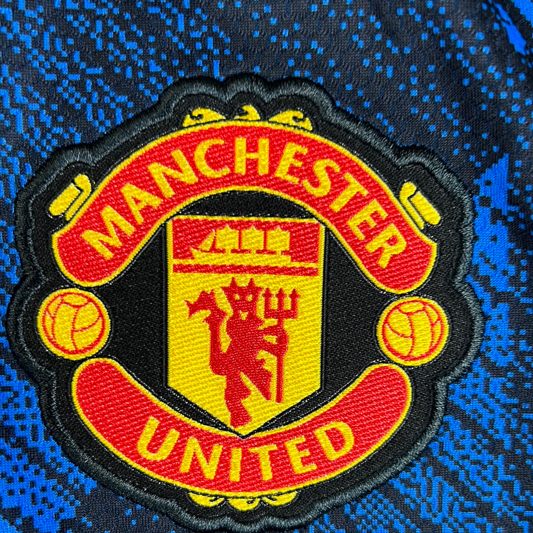 Manchester United 2021-2022 Youth Third Shirt - Age 13-14 - Maguire 5