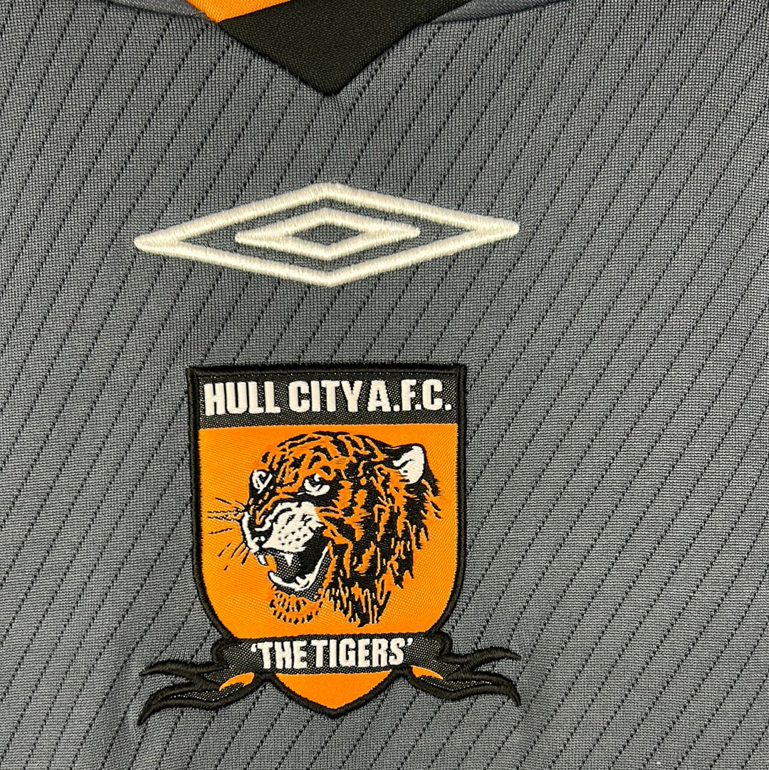 Hull City 2008/2009 Player Issue Away Shirt - Hughes 11