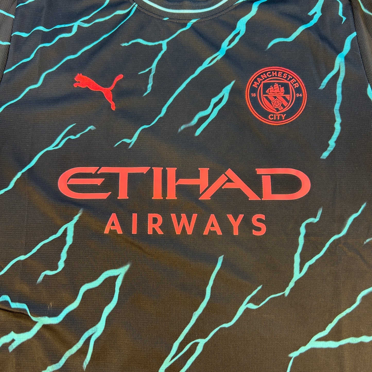 Manchester City 2023/2024 Third Shirt - Large