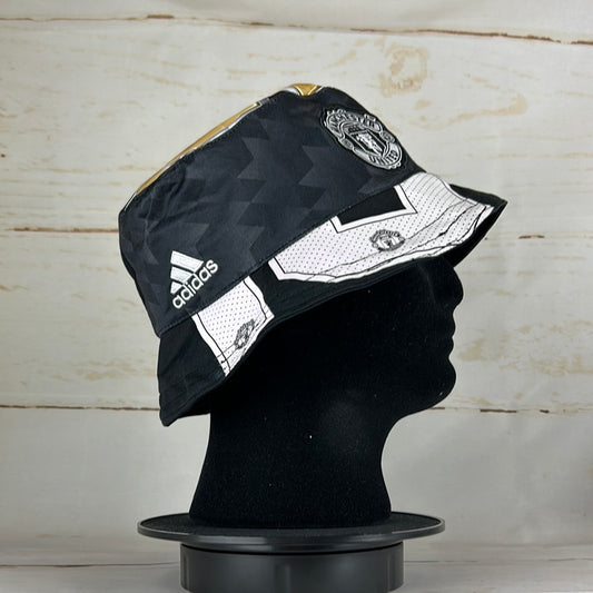 Manchester United 17/18 Upcycled Away Shirt Bucket Hat