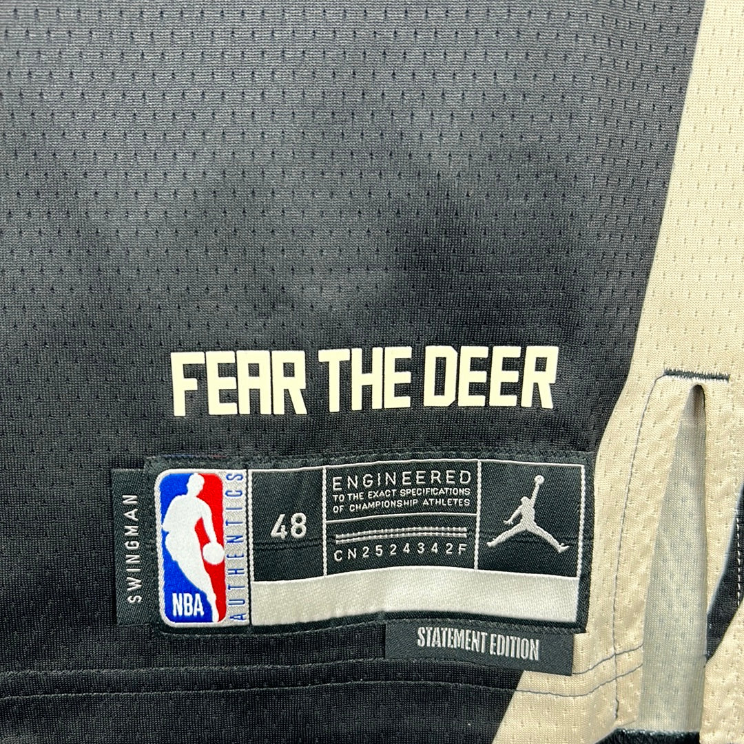 Milwaukee Bucks Road Jersey - Statement Edition - Large - New with Tags