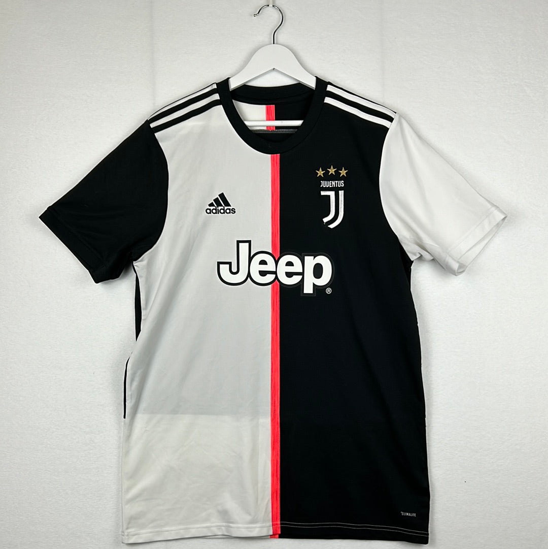 Juventus store 2019 jersey