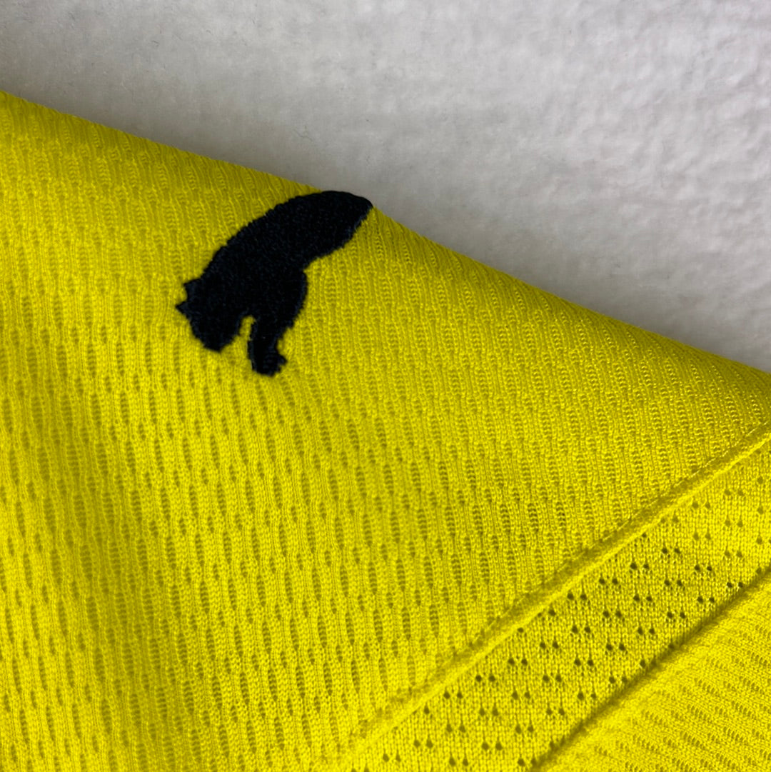 Villarreal 2009/2010 Player Issue Home Shirt - Angel 18