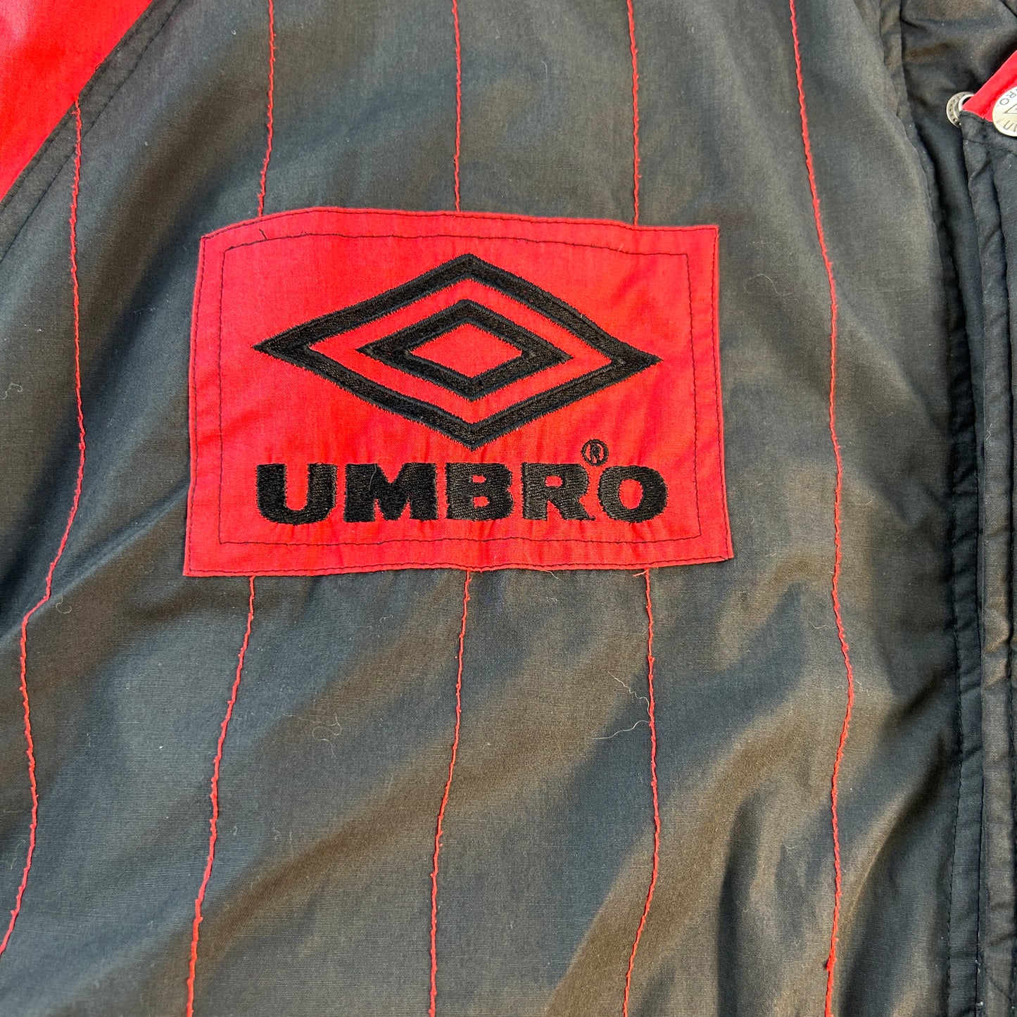 Manchester United 1994/1995 Padded Coat - Vintage Umbro Jacket