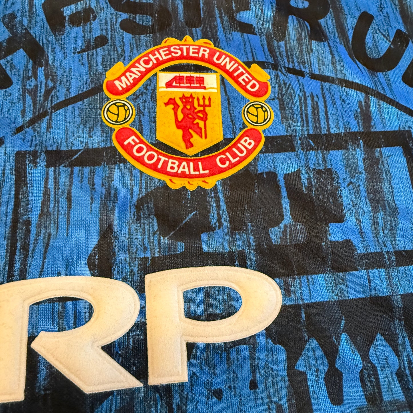Manchester United 1992-1993 Away Shirt - Large -