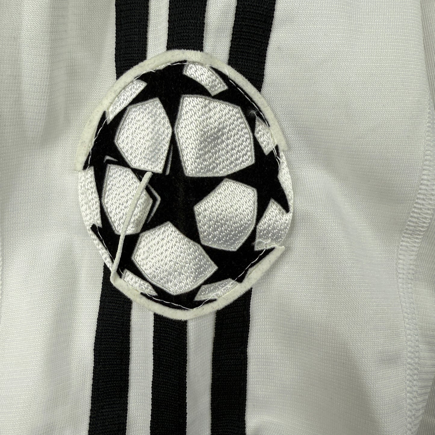 Real Madrid 2004/2005 Match Worn Home Shirt - Carlos 3